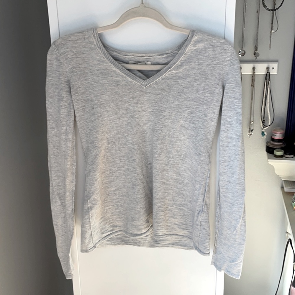 Small grey long sleeved v neck tshirt from old navy. Very soft and comfy